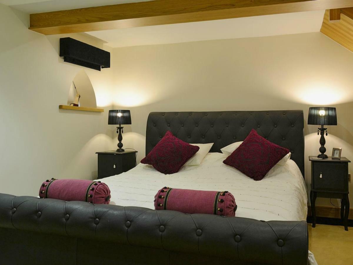 Saddleback Penthouse Villa Пенрит Екстериор снимка